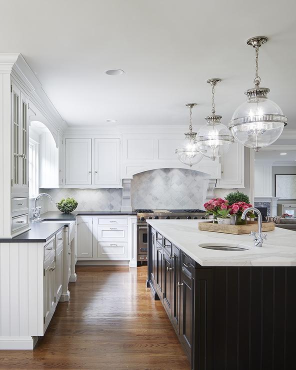 How Far To Hang Pendant Lights Over A Kitchen Island